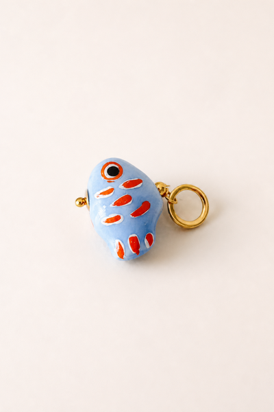 Foto Pingente Porcelana Peixinho Banho Ouro 18K