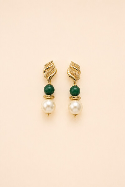 Foto Brinco Pérola Elegance Jade Verde Banho Ouro 18K