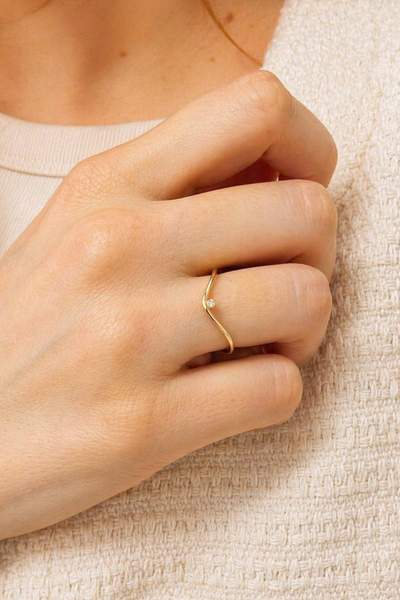 Foto Anel V Ponto Zircônia Banho Ouro 18K