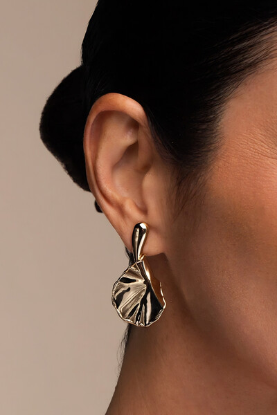 Foto Brinco Dourado Dobraduras