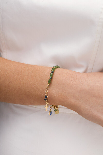 Foto Pulseira Jade Green Pingentes Banho Ouro 18K
