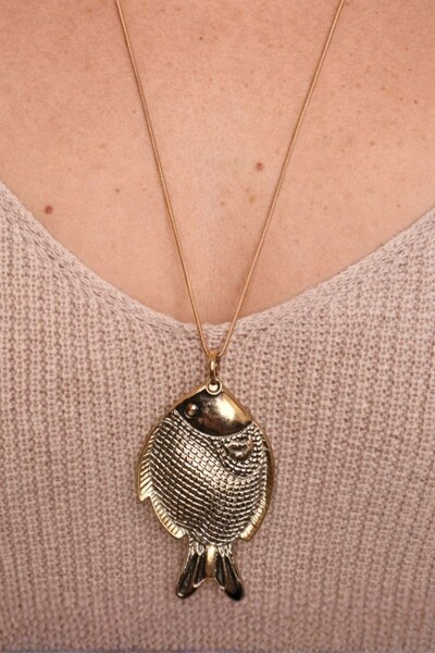 Foto Colar Dourado Longo Peixe