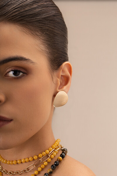 Foto Brinco Dourado Pressão Chapa Ondulada