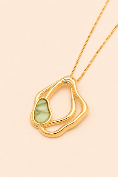 Foto Colar Dourado Orgânico Resina Verde