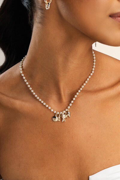 Foto Colar Dourado Pérola Pingentes Mar