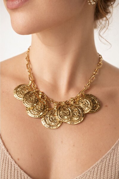 Foto Colar Dourado Placas Orgânicas