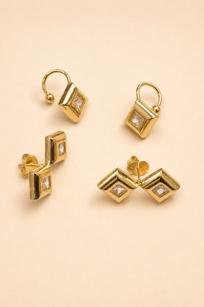 Foto Brinco Dourado Dupla Piercing