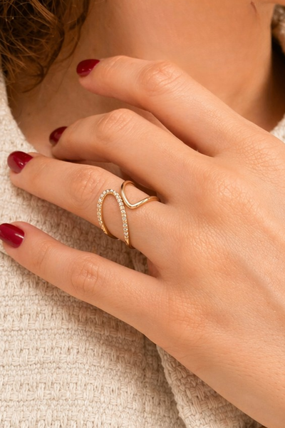 Foto Anel Curvas Zircônia Banho Ouro 18K