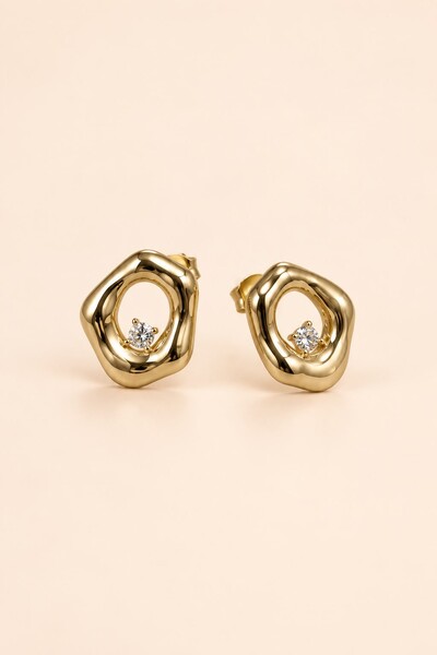 Foto Brinco Dourado Orgânico Ponto Zircônia
