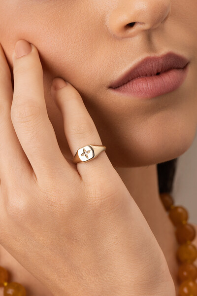 Foto Anel Dedinho Estrela Zircônia Banho Ouro 18K