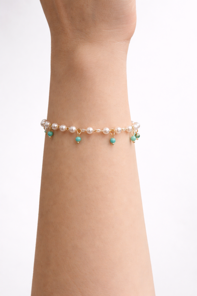 Foto Pulseira Dourada Pérolas e Turquesa