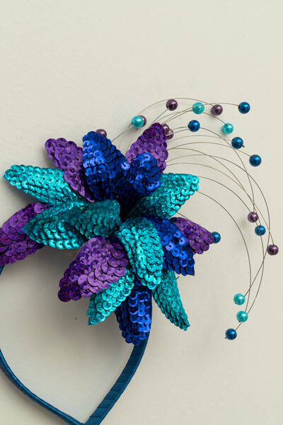 FotoTiara Carnaval Folhas Paetê Azul