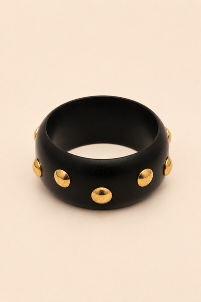 Foto Bracelete Resina Preto Tachinhas Douradas