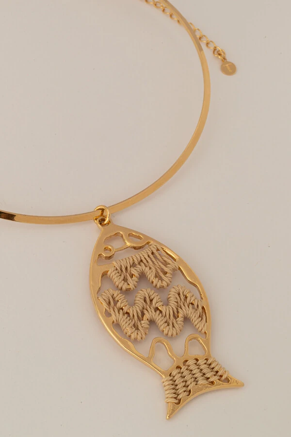 Colar Aro Dourado Peixe Palha