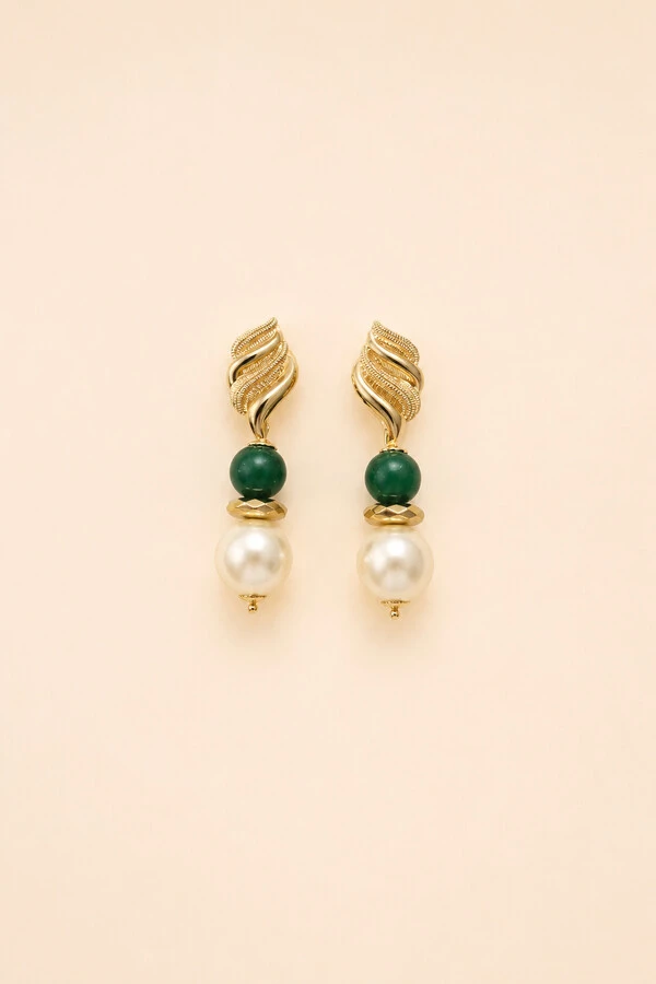 Brinco Pérola Elegance Jade Verde Banho Ouro 18K