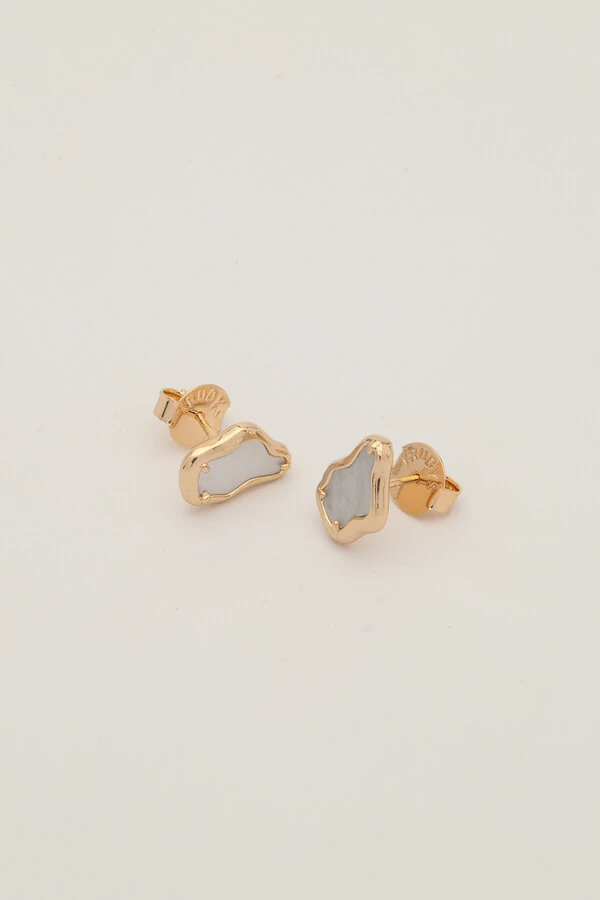 Brinco Dourado Orgânico Perolado