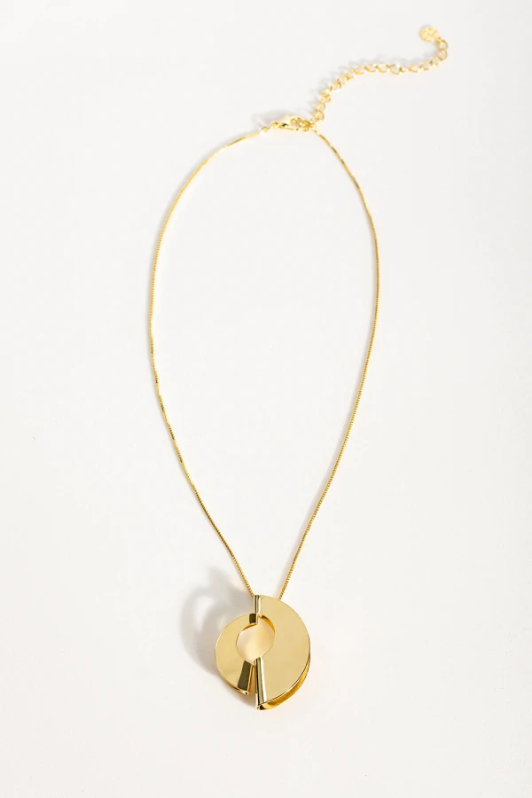 Colar Dourado Círculos Dobrados