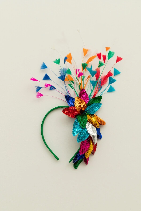 Tiara Folhas Paetê Color