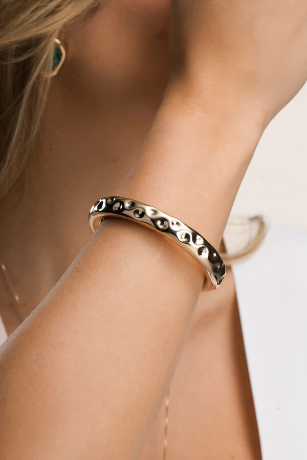 Pulseira Dourada Martelada