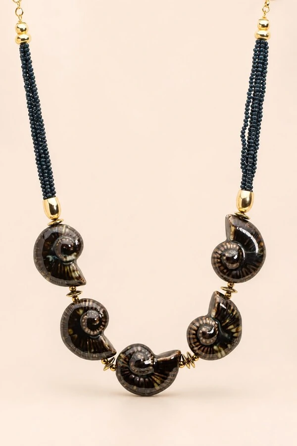 Colar Caracol Cerâmica Blue Banho Ouro 18K