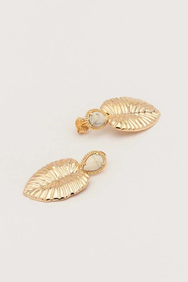 Brinco Folha Dourada Resina Off White