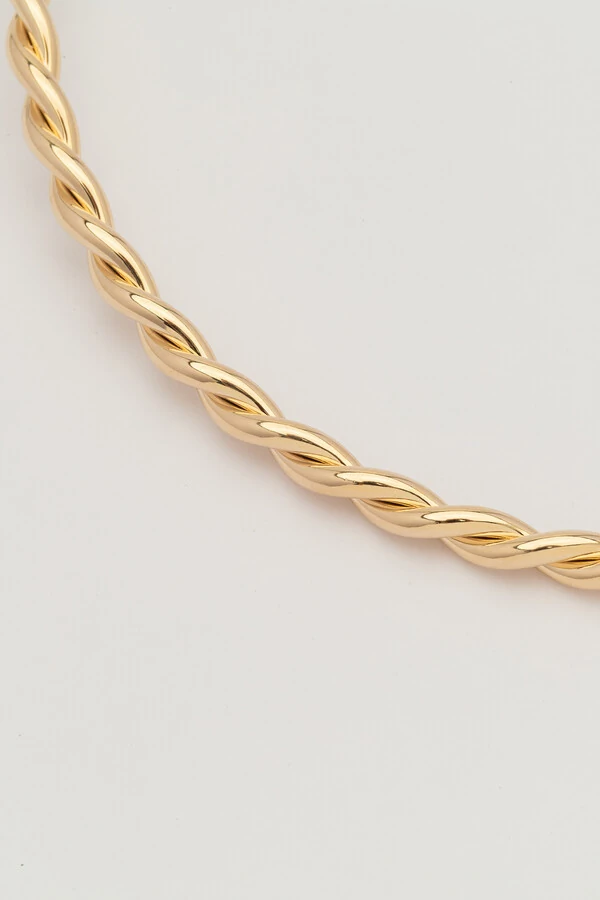 Colar Dourado Aro Trançado