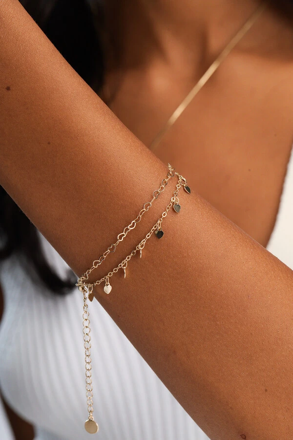 Pulseira Dupla Plaquinha Corações Banho Ouro 18K