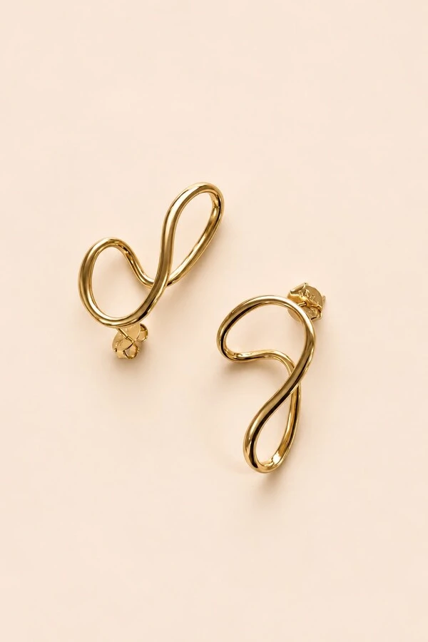 Brinco Curvas Dourado