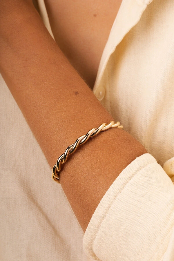 Pulseira Dourada Trançada