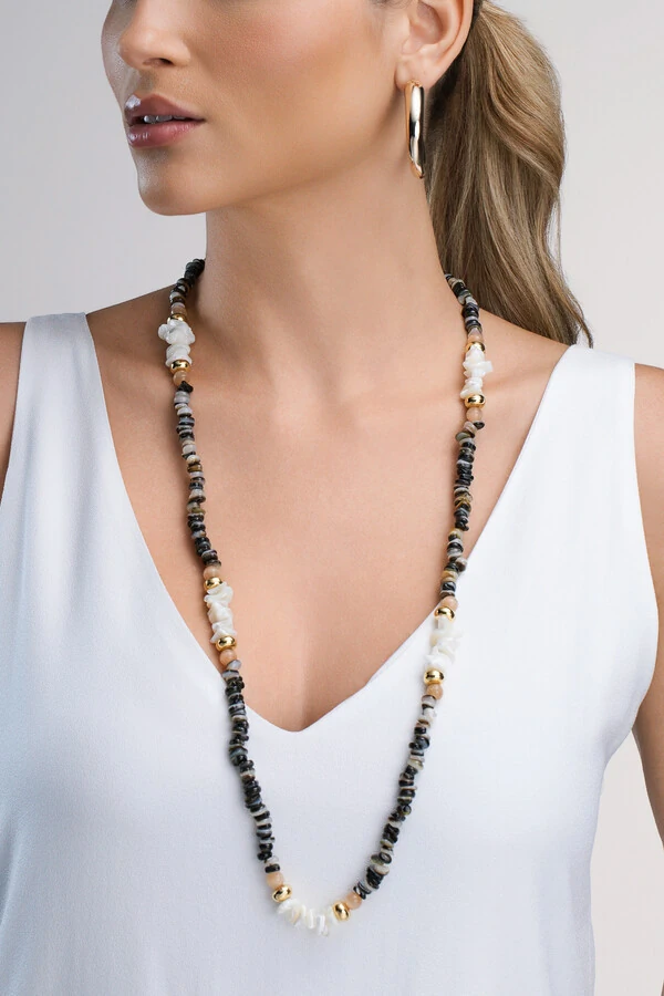 Colar Cascalho Madre Banho Ouro 18K