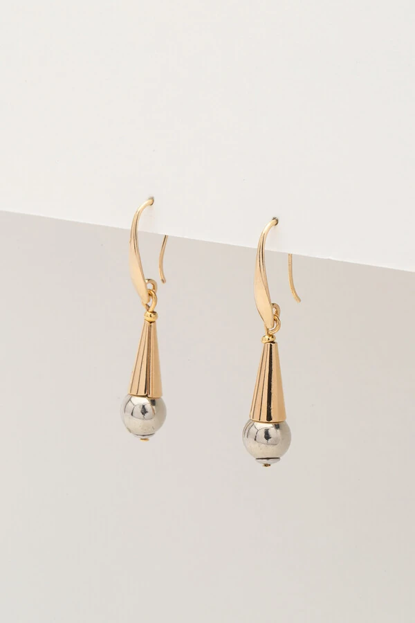 Brinco Anzol Duo Color Chapeuzinho Banho Ouro 18K