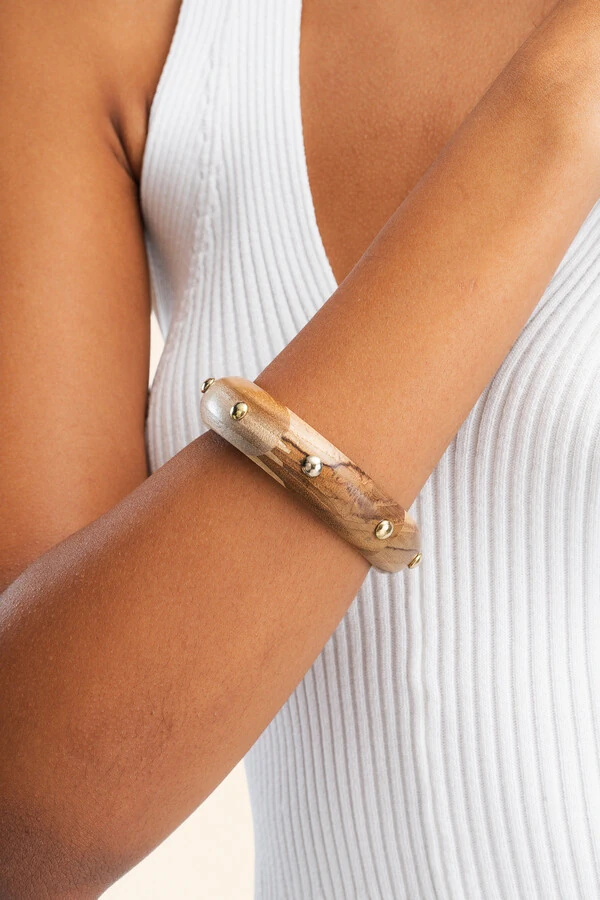 Bracelete Madeira Tachinhas Douradas