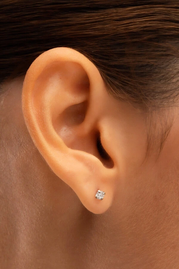 Brinco Prateado Segundo Furo Zircônia PP