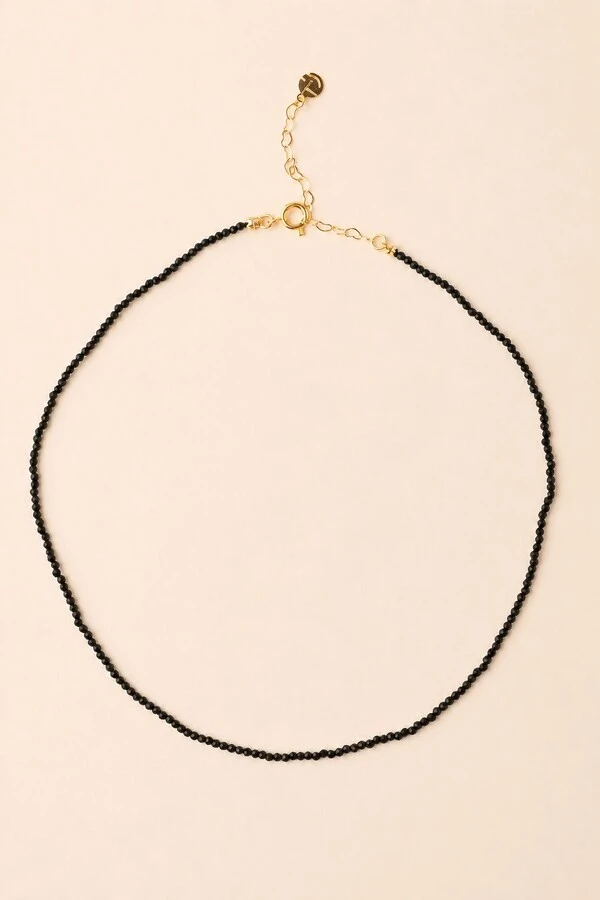 Colar Choker Fio Mini Cristal Preto Banho Ouro 18K