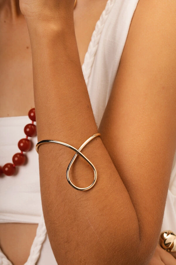 Pulseira Dourada Bracelete Fio Gota