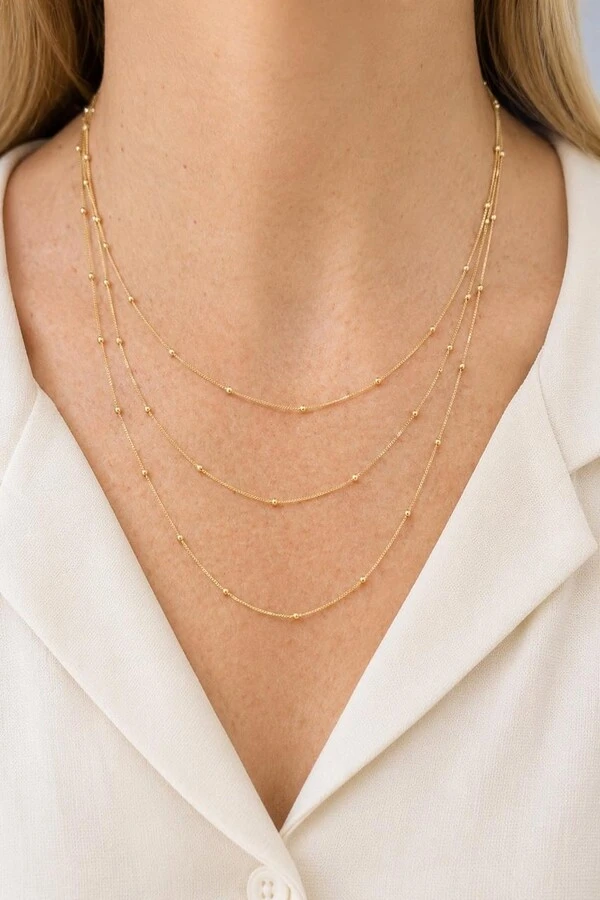 Colar Dourado Triplo Corrente Bolinhas