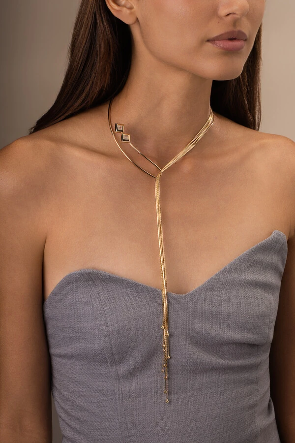 Colar Dourado Aro Gravata Formas Zircônia