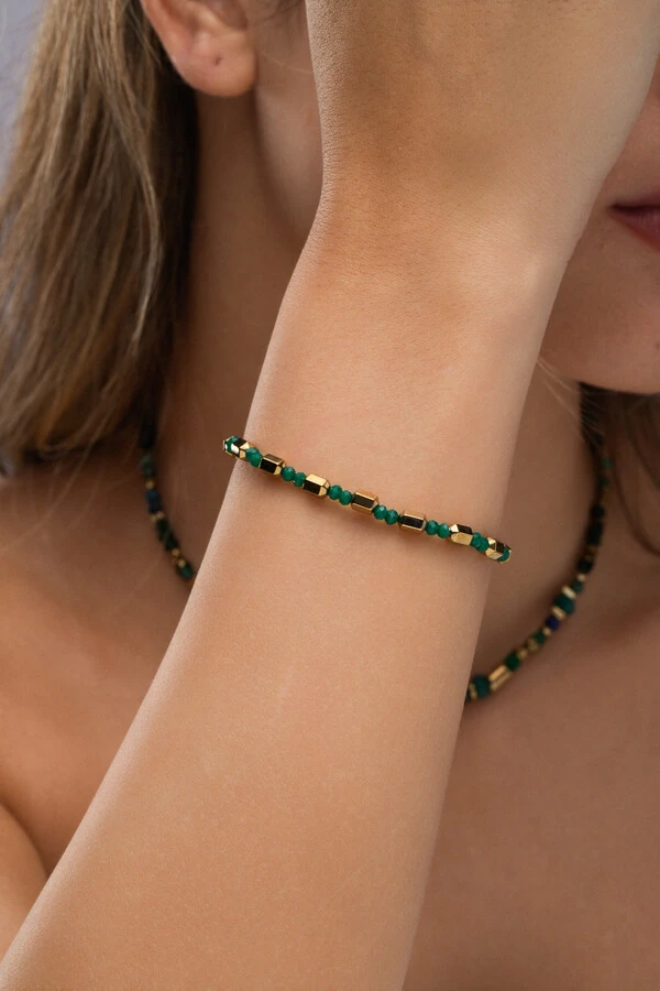 Pulseira Hematita Étnico Cristais Verde Banho Ouro 18K