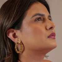 Brinco Médio Aço Oval Vazado Orgânico