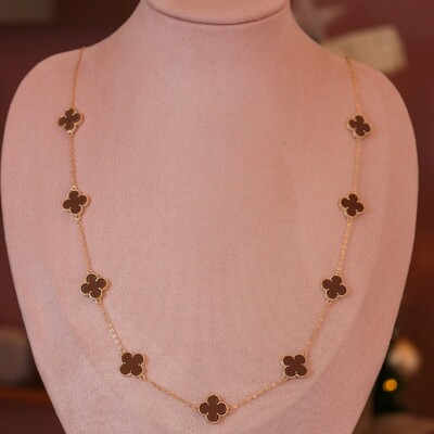 FotoColar Trevo Esmaltado Marrom