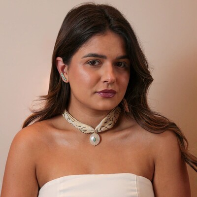 FotoChoker Bandana Manteiga Pedra Oval Resina Off