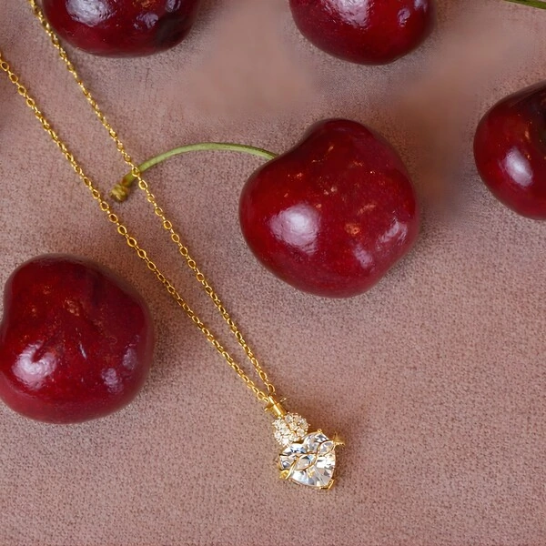 Colar Sagrado Coração Cristal