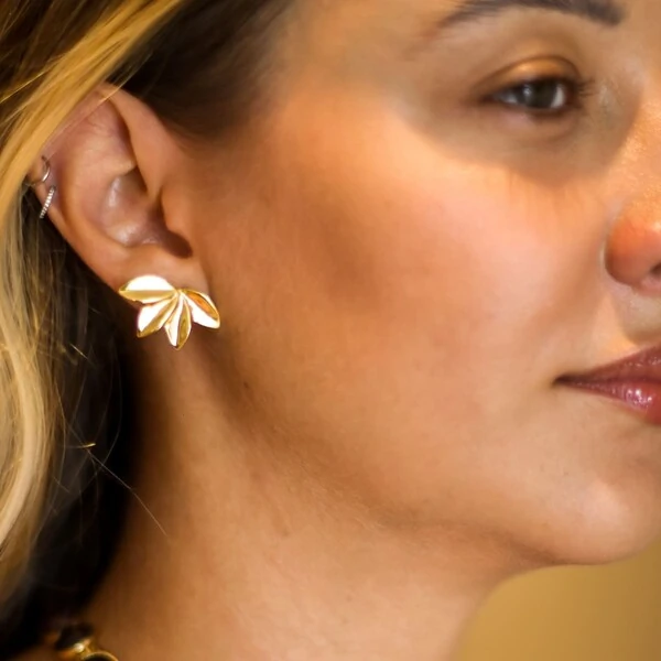 Brinco Placa 4 Petalas