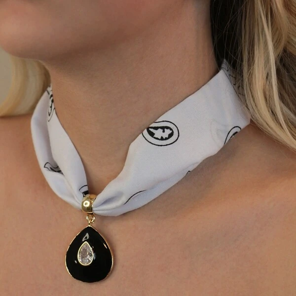 Choker Lenço Pingente Gota Preto