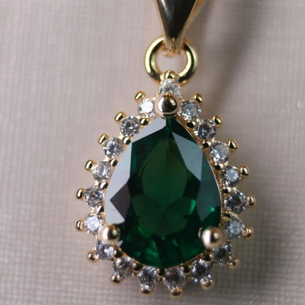 Conjunto Gota Esmeralda Com Zircônia
