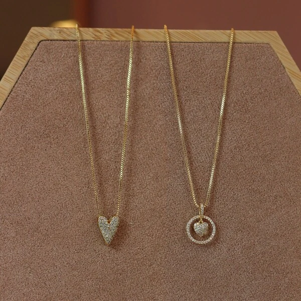 Colar Coração Pontudo Cravejado Bella