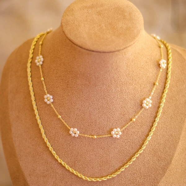 Colar Flores Pérola