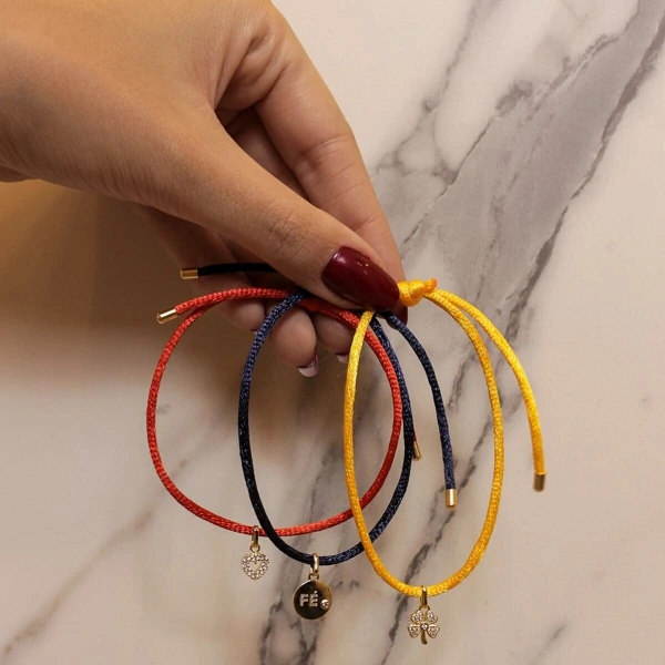 Pulseira Fio Lilás Pingente