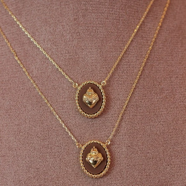 Escapulário Sagrado Coração Resinado Marrom