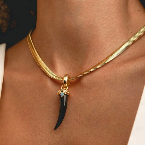 Pingente Click Argola Dente de Sabre Fino Preto